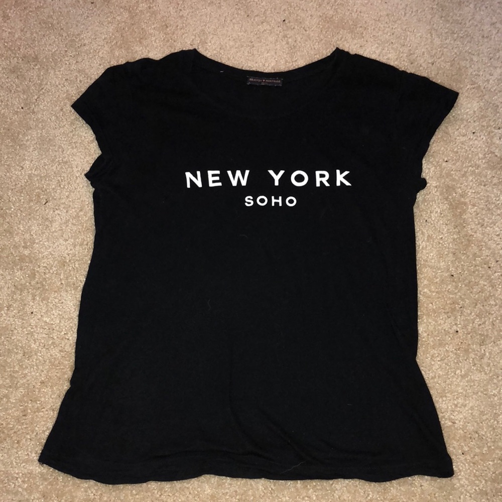 Black tee